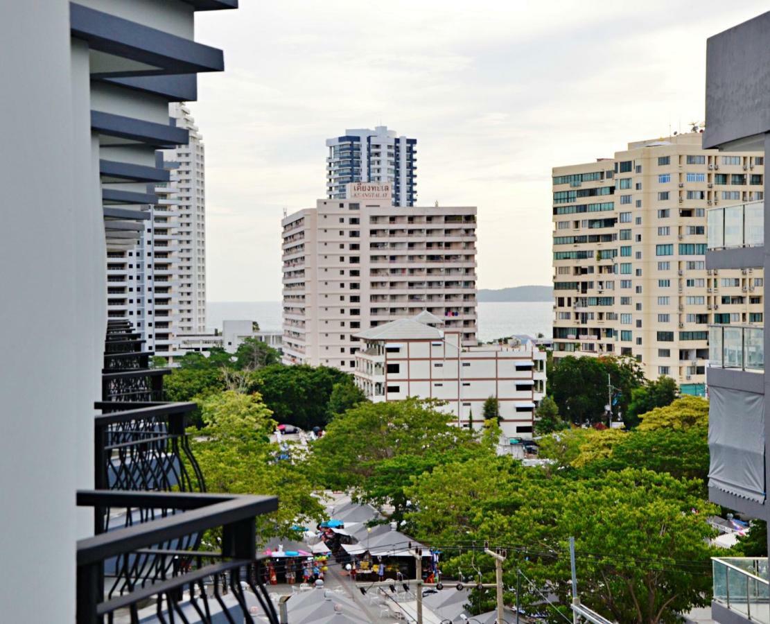 The Forest Hotel Pattaya Ban Nong Tabaek Exterior foto